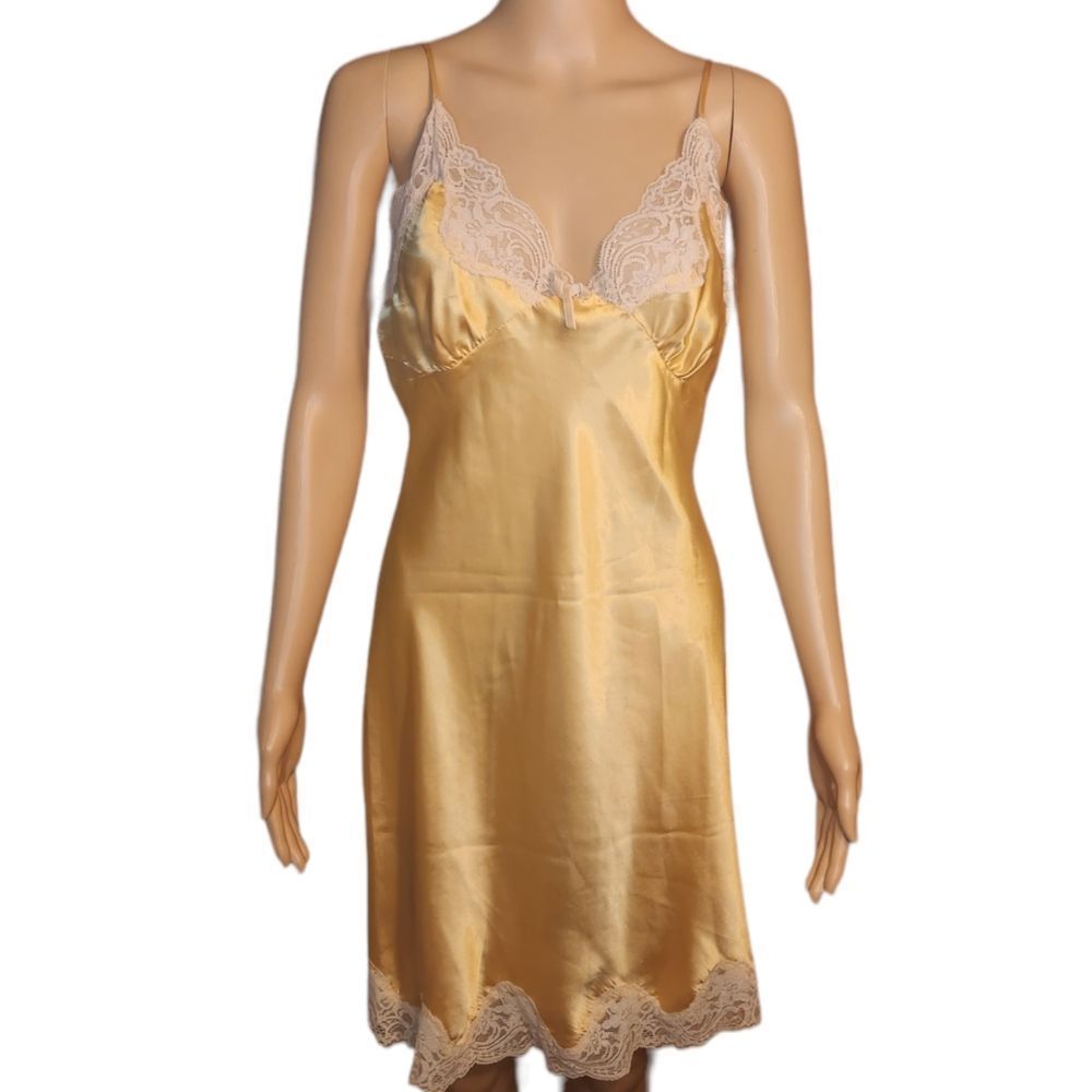 Gilligan O'Malley Nightgown  Intimate Sleepwear Goldish Yellow Women Size Medium